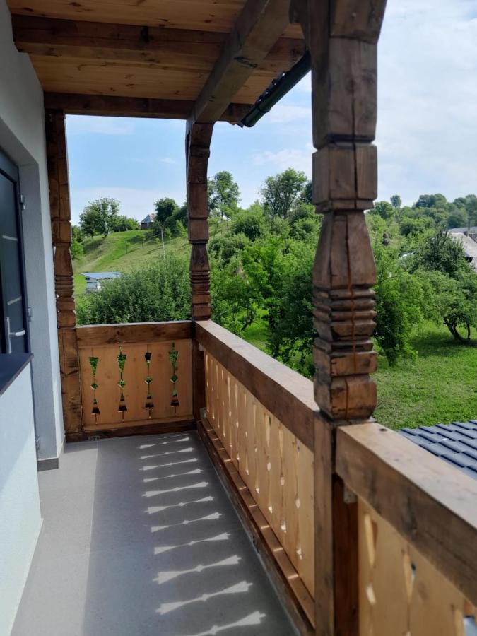 Casa De Langa Padure 호텔 Sighetu Marmaţiei 외부 사진