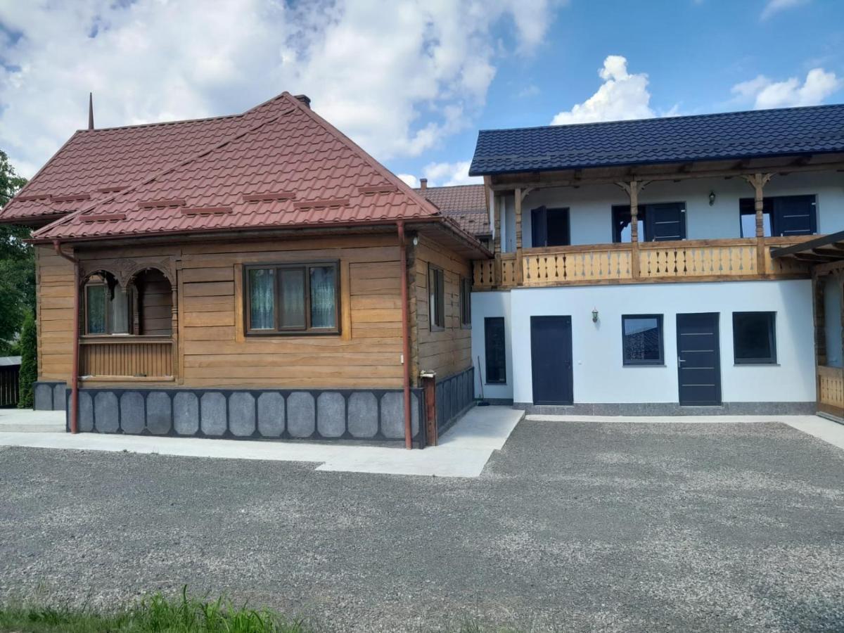 Casa De Langa Padure 호텔 Sighetu Marmaţiei 외부 사진