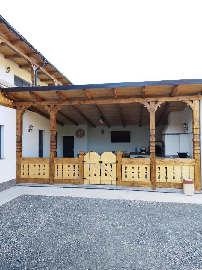 Casa De Langa Padure 호텔 Sighetu Marmaţiei 외부 사진